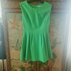Karlie fit n flare Kelly green dress